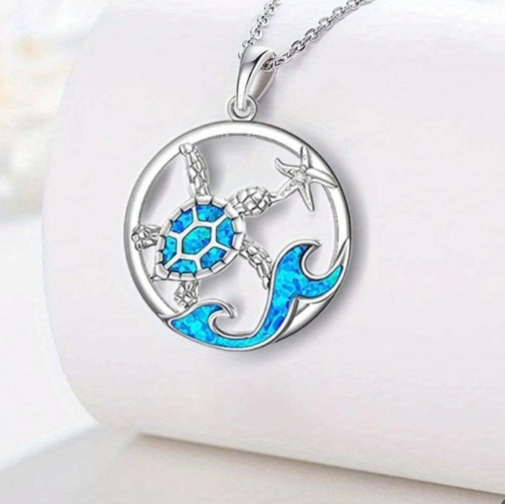 Silver Alloy Turtle & Starfish Necklace - Picture 2 of 5